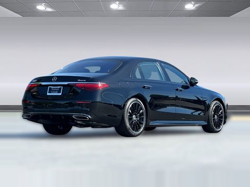 New 2026 Mercedes-Benz S 500 4MATIC image 9