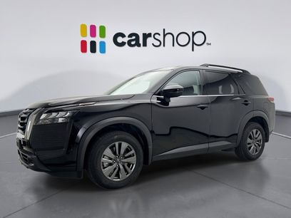 Used 2024 Nissan Pathfinder SV