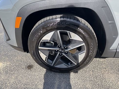 Certified 2025 Hyundai Tucson SEL AWD/4WD image 10