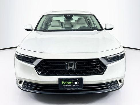 Used 2024 Honda Accord EX image 2