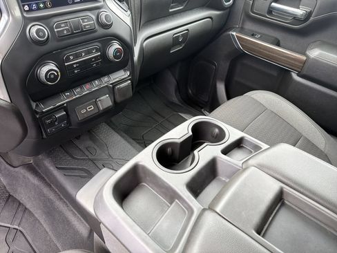 Used 2022 Chevrolet Silverado 2500 LT AWD/4WD image 30