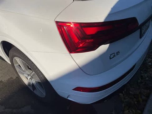 Used 2025 Audi Q5 2.0T Premium w/ Convenience Plus Package image 5