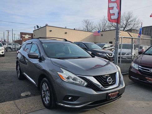 Used 2016 Nissan Murano SV w/ Cargo Package image 2