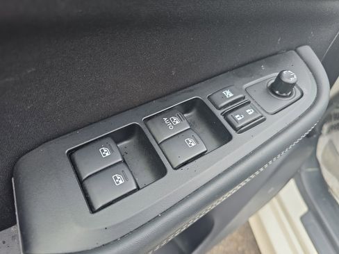 Used 2018 Subaru Legacy 2.5i w/ Alloy Wheel Package image 17