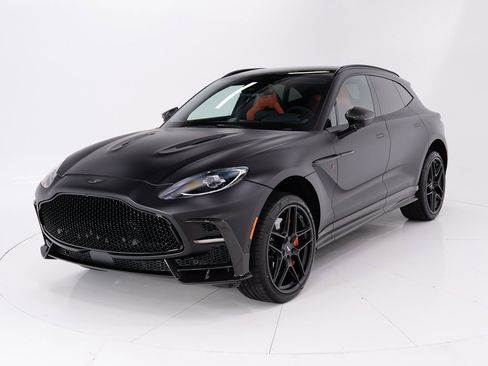 New 2026 Aston Martin DBX S image 1