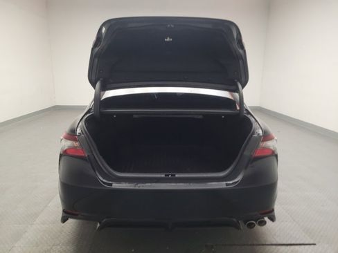 Used 2021 Toyota Camry SE image 29