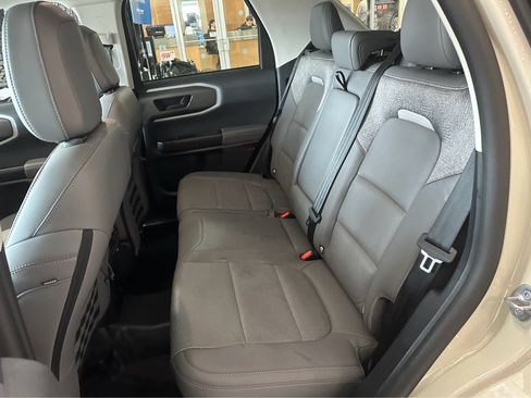 Used 2025 Ford Bronco Sport Badlands image 33
