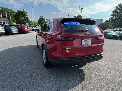 Used 2024 Honda CR-V EX image 6