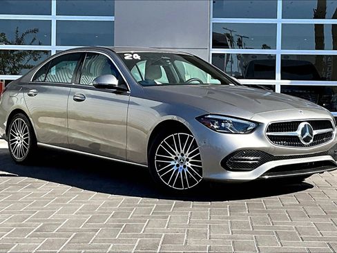 Used 2024 Mercedes-Benz C 300 Sedan image 3