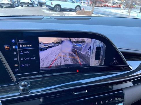 Used 2023 Cadillac Escalade Premium Luxury w/ Performance Package image 21