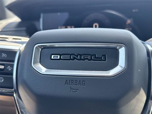 Used 2026 GMC Acadia Denali w/ Super Cruise Package AWD/4WD image 30