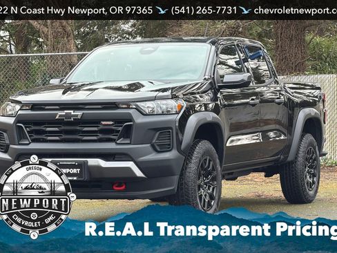 Used 2025 Chevrolet Colorado Trail Boss AWD/4WD image 8