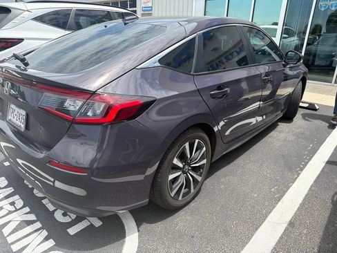 Used 2024 Honda Civic EX-L image 4
