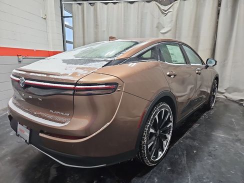 New 2026 Toyota Crown Platinum image 8