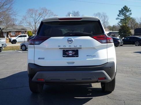 Used 2021 Nissan Rogue SV image 12