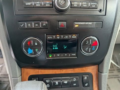 Used 2011 Buick Enclave CXL w/ Trailering Provision Package image 16