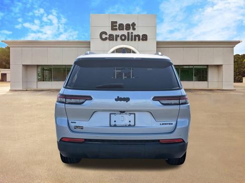 Used 2023 Jeep Grand Cherokee L Limited w/ Black Appearance Package image 4