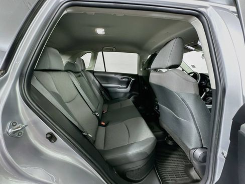 Used 2024 Toyota RAV4 XLE AWD/4WD image 27