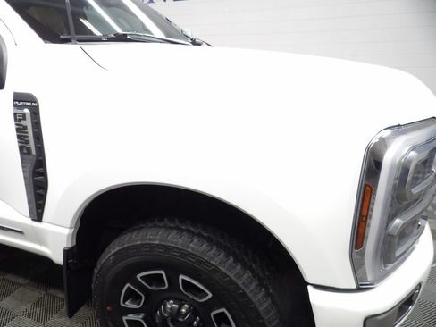 Used 2024 Ford F250 Platinum AWD/4WD image 35