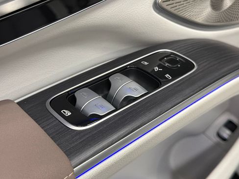 Certified 2023 Mercedes-Benz EQS 580 4MATIC SUV image 23