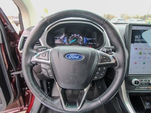Used 2024 Ford Edge SEL image 19