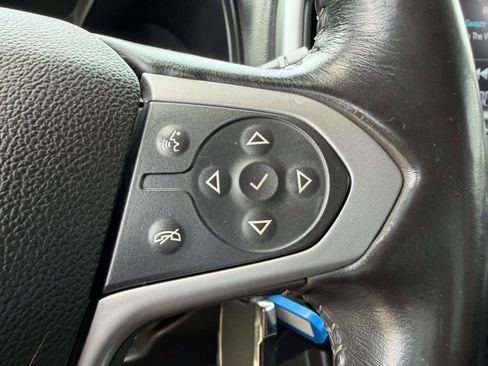 Used 2018 Chevrolet Colorado ZR2 w/ LPO, Premium Interior Package AWD/4WD image 8