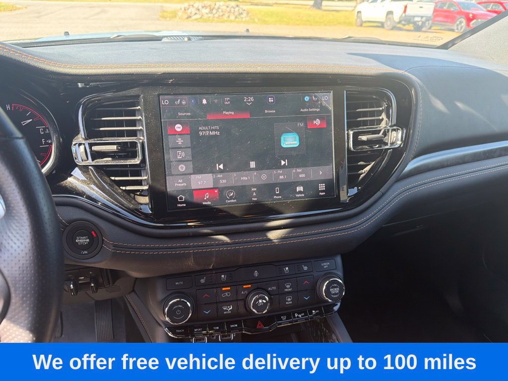Used 2025 Dodge Durango R/T AWD/4WD image 17