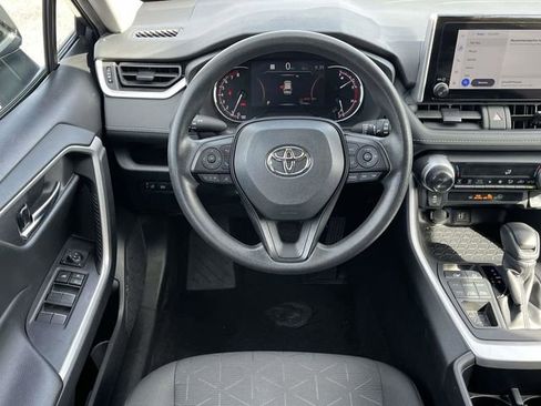 Used 2024 Toyota RAV4 XLE image 16