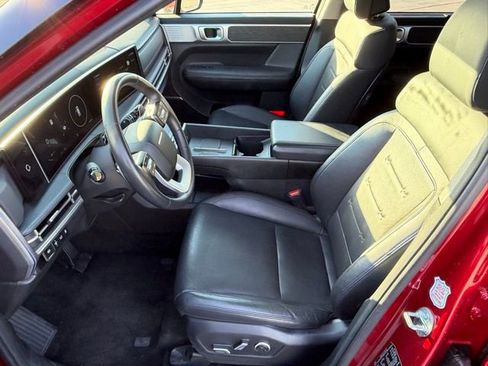 Used 2025 Hyundai Santa Fe Limited image 10