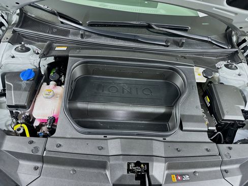 Used 2024 Hyundai Ioniq 6 SEL image 33