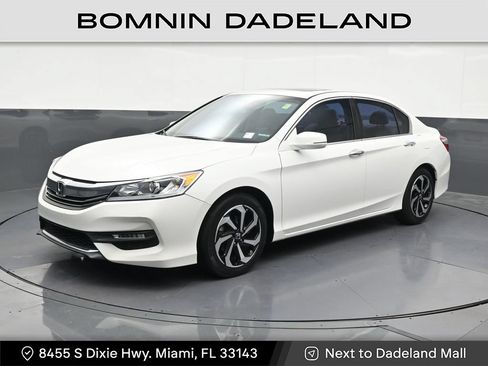 Used 2017 Honda Accord EX image 1