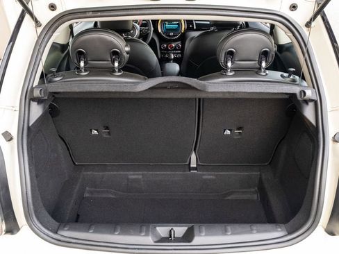 Used 2019 MINI Cooper 2-Door Hardtop image 25