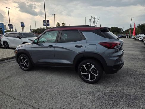 Used 2022 Chevrolet TrailBlazer RS w/ Technology Package FWD image 9