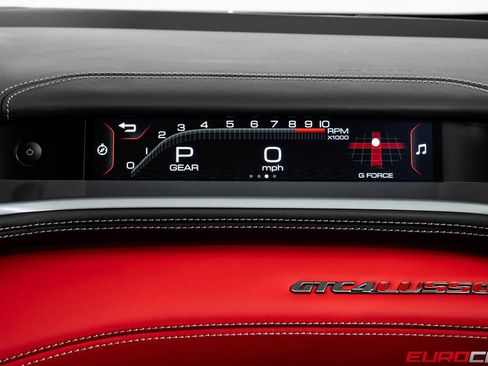 Used 2020 Ferrari GTC4Lusso image 33