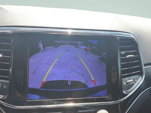 Used 2019 Jeep Grand Cherokee Limited w/ Trailer Tow Group IV AWD/4WD image 19