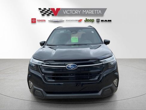 Used 2025 Subaru Forester Touring AWD/4WD image 8