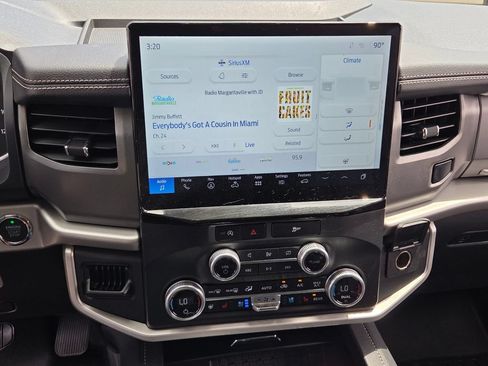 Used 2024 Ford Expedition Max XLT RWD image 18