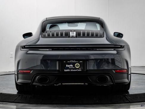 Used 2025 Porsche 911 Carrera T RWD image 12