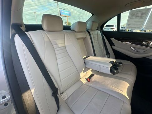 Used 2021 Mercedes-Benz E 450 4MATIC Sedan image 25