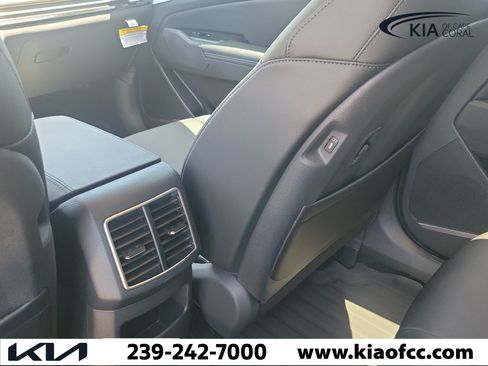 New 2026 Kia Sportage EX FWD image 13