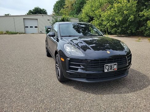 Used 2020 Porsche Macan AWD/4WD image 4