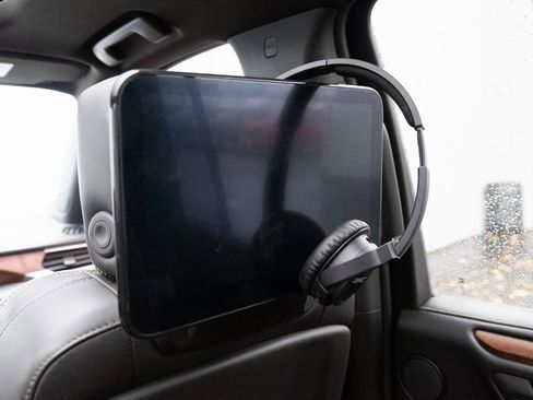 Used 2023 GMC Yukon XL Denali Ultimate image 20