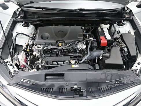 Used 2023 Toyota Camry SE image 14