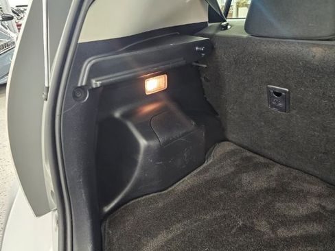 Used 2012 Toyota Prius C One image 39