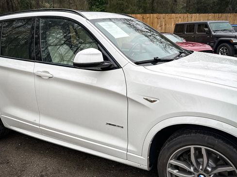 Used 2017 BMW X3 xDrive35i image 16