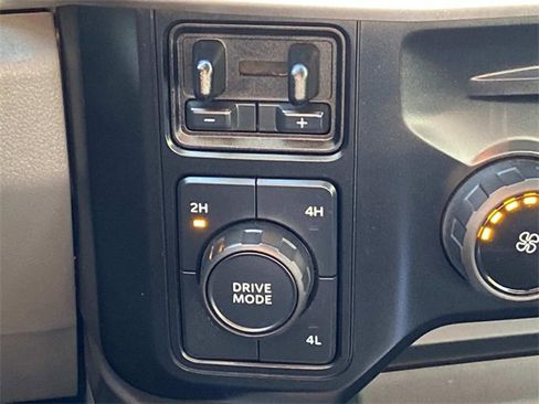 Used 2024 Ford F350 XLT w/ FX4 Off-Road Package image 27