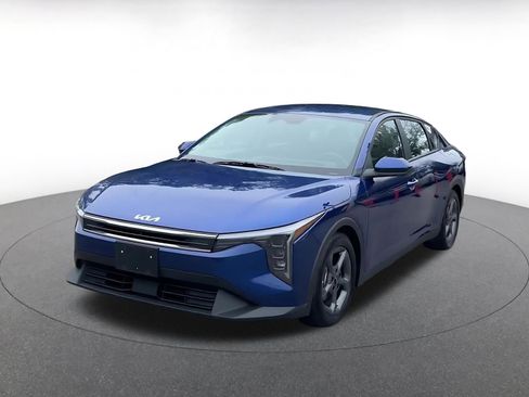 Used 2025 Kia K4 LXS image 4