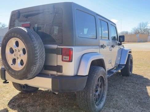 Used 2014 Jeep Wrangler Unlimited Sahara w/ Max Tow Package image 13