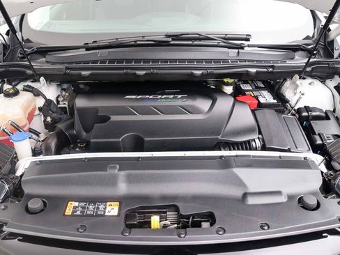 Used 2016 Ford Edge Sport w/ Equipment Group 401A AWD/4WD image 32