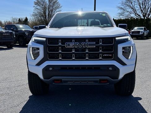 New 2026 GMC Canyon AT4 w/ Technology Plus Package AWD/4WD image 4